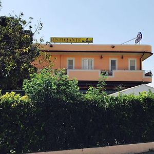 Hotel Ristorante La Decanata